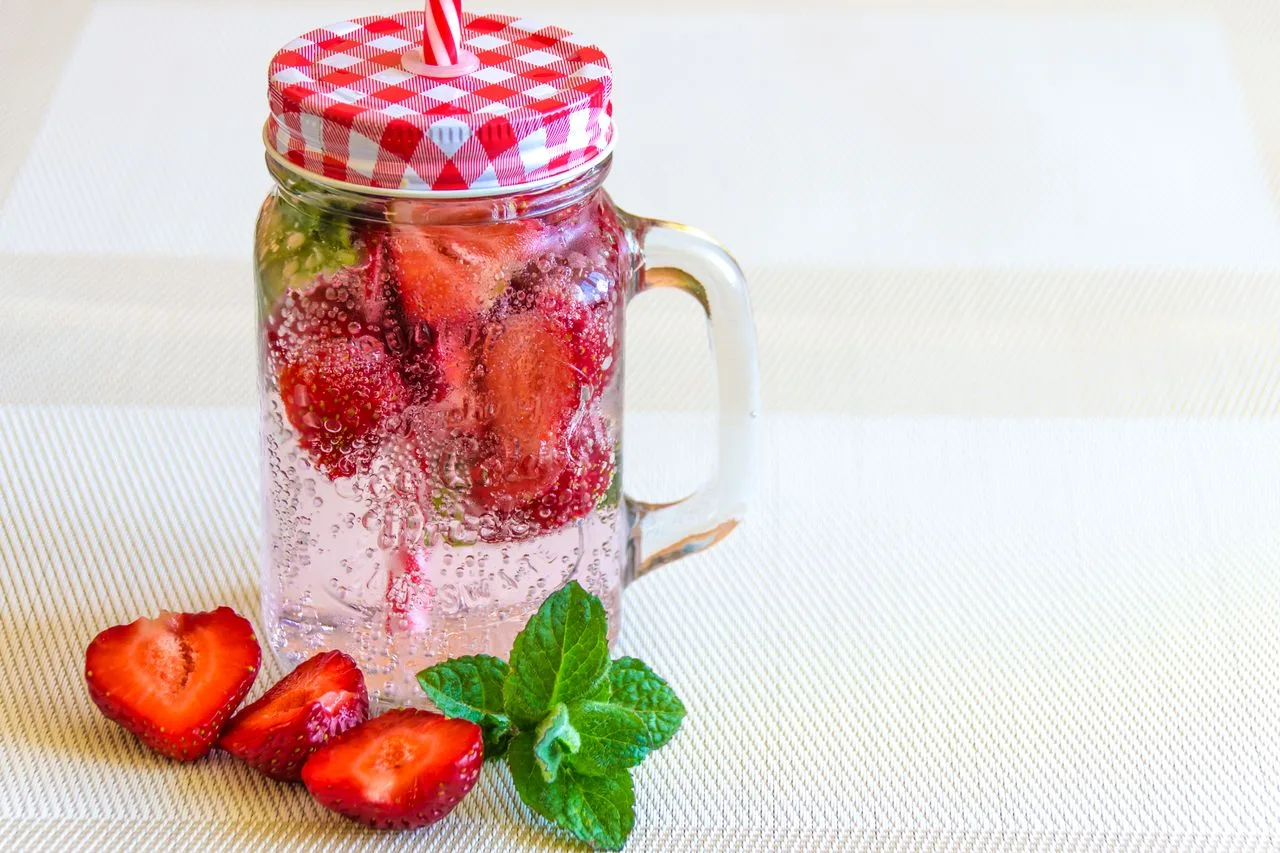 Infusões caseiras: como dar sabor ao próprio destilado